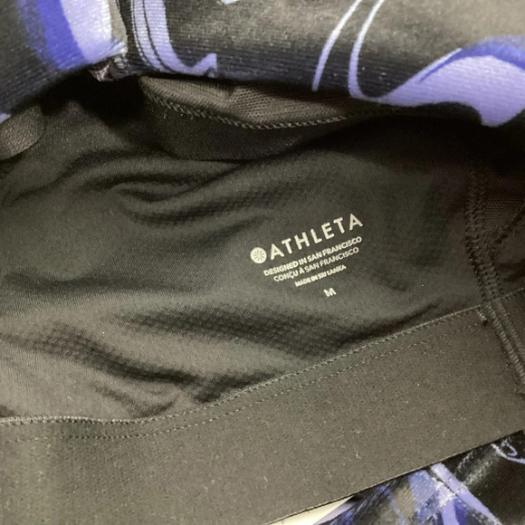 Athleta Exhilarate Velvet Crop A C Size Medium - Picture 7 of 9